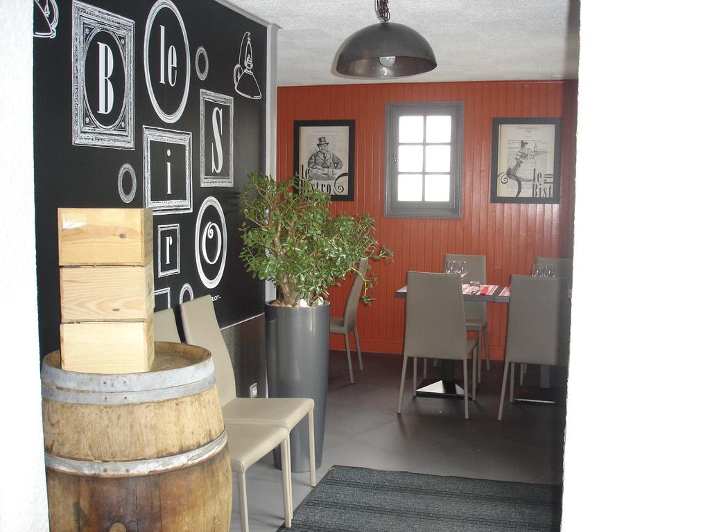 Hotel-Restaurant Du Lac Joué-lés-Tours Buitenkant foto